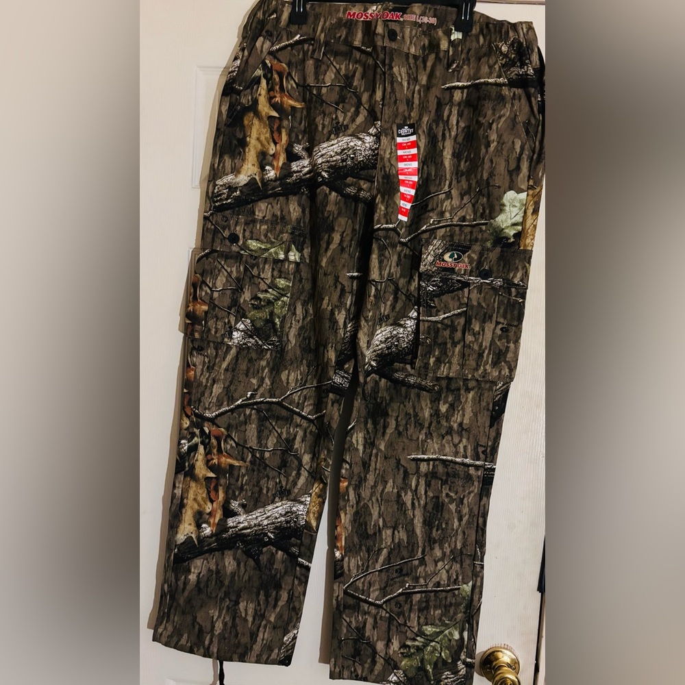 Men’s Mossy Oak Cargo Camo Pants L 36-38